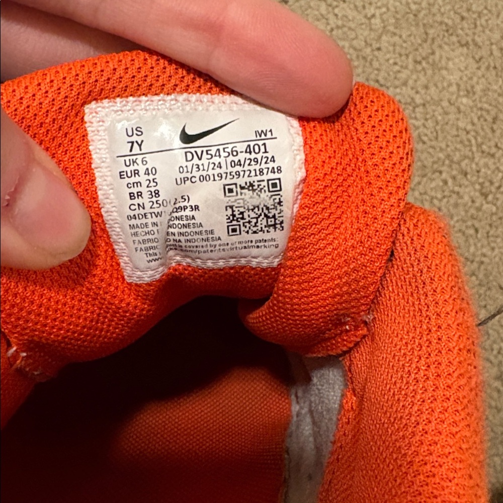 Kids Nike sneakers - Picture 10 of 10